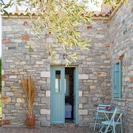 Palaeopoli Πανσιόν 3*